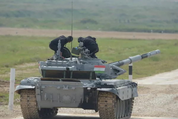 Таджикские танки на Армейских международных играх-2017 Таджикские танки на Армейских международных играх-2017 - Sputnik Тоҷикистон