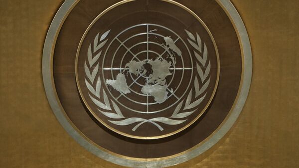 Эмблема ООН, архивное фото - Sputnik Таджикистан