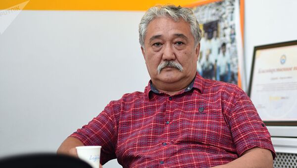 Политолог Бакыт Бакетаев, архивное фото - Sputnik Таджикистан
