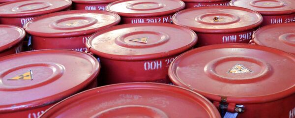 Бочки для ядерного топлива, архивное фото - Sputnik Тоҷикистон