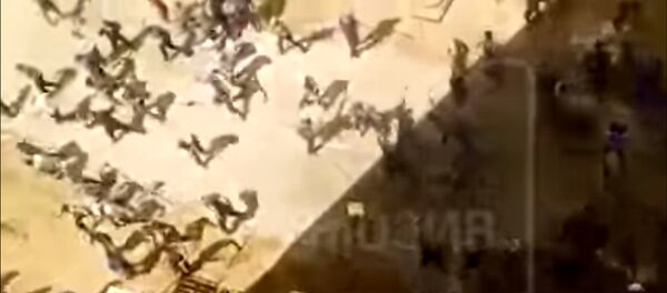 Драка мигрантов на стройке - Sputnik Таджикистан