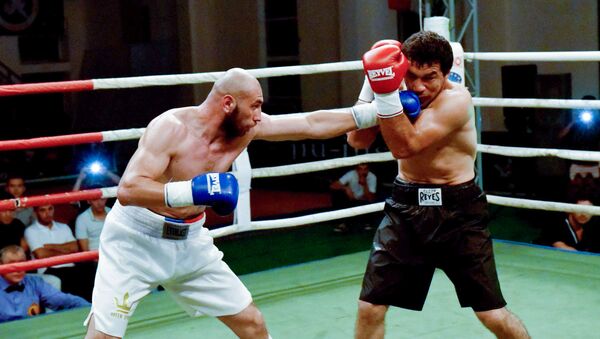 Шерали Мамадалиев и Максуд Джумаев на боксерском турнире Таджикистан vs Узбекистан - Sputnik Таджикистан