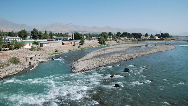 Река Кофарнихон, архивное фото - Sputnik Таджикистан