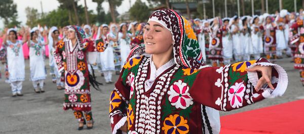 Визит президента РТ в Хатлонскую область - Sputnik Тоҷикистон