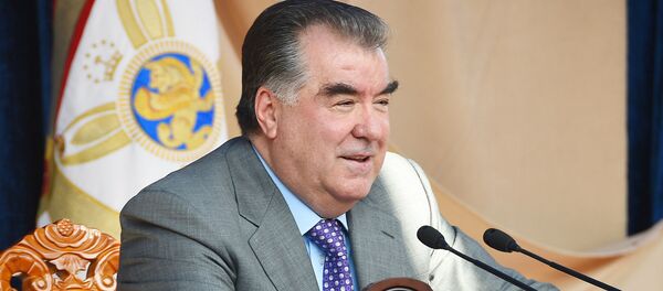 Президент Республики Таджикистан Эмомали Рахмон, архивное фото - Sputnik Тоҷикистон