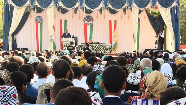 Визит президента Республики Таджикитан в Хатлонскую область - Sputnik Тоҷикистон