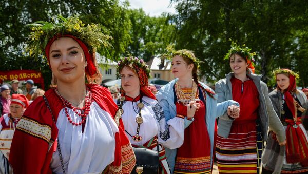 Фольклорный славянский фестиваль, архивное фото - Sputnik Таджикистан