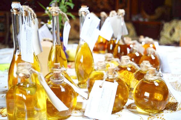 Доруҳои омоданамудаи доктор Ширинбек Давлатмамадов - Sputnik Тоҷикистон