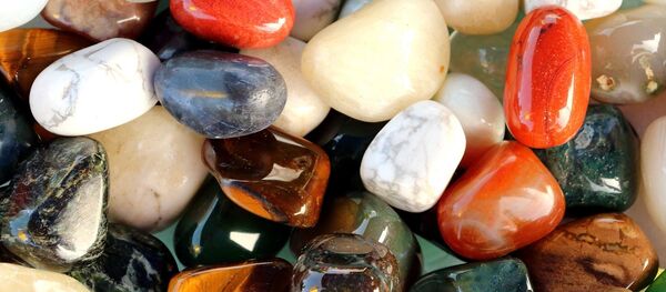 Разноцветные камни, архивное фото - Sputnik Таджикистан