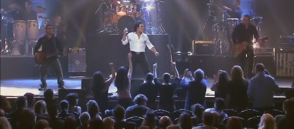 Иранский певец Анди на концерте, архивное фото - Sputnik Тоҷикистон