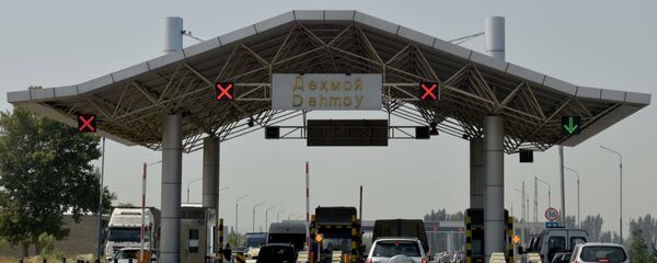 Платный участок дороги дехмой, архивное фото Платный участок дороги дехмой, архивное фото - Sputnik Тоҷикистон