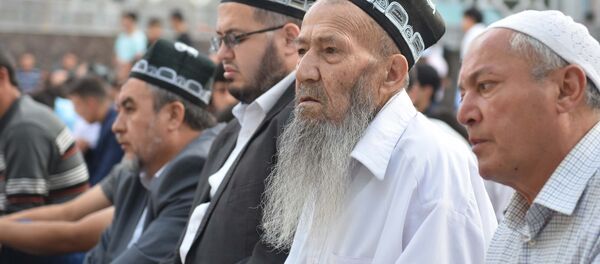 Празднование Курбан-Байрама в Душанбе Празднование Курбан-Байрама в Душанбе - Sputnik Тоҷикистон