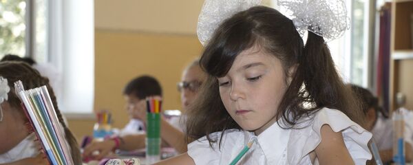 Школьники на 1 сентября в Душанбе - Sputnik Тоҷикистон