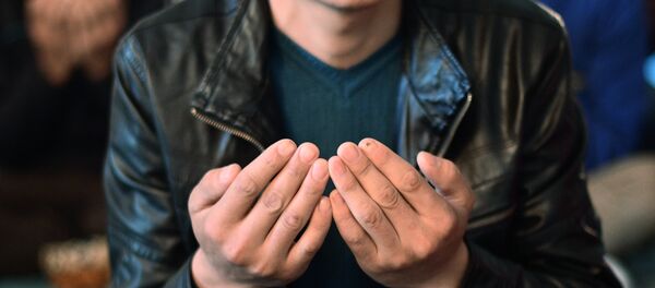 Празднование Курбан-Байрама в Москве Празднование Курбан-Байрама в Москве - Sputnik Таджикистан