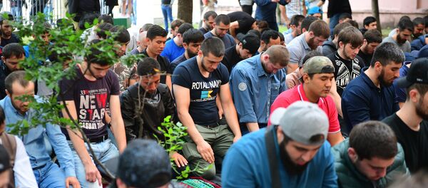 Ситуация у посольства Мьянмы в Москве - Sputnik Тоҷикистон