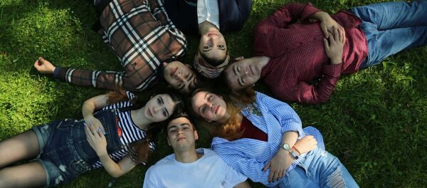 Активисты петербургского Молодежного общества студентов Таджикистана (МОСТ) - Sputnik Таджикистан