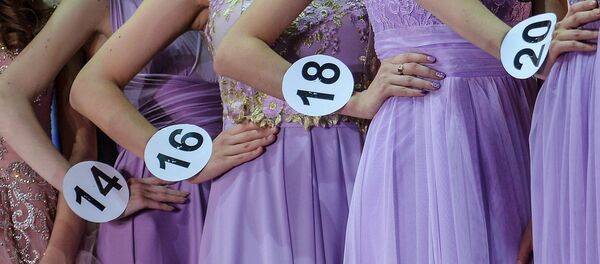 Конкурс красоты, архивное фото Конкурс красоты, архивное фото - Sputnik Таджикистан