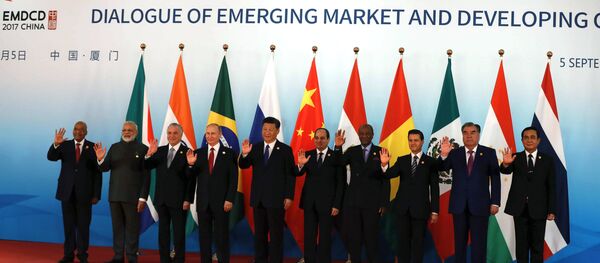 Президент Рахмон на саммите лидеров БРИКС. День второй - Sputnik Таджикистан