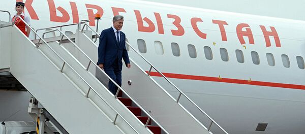 Алмазбек Атамбаев, архивное фото - Sputnik Таджикистан