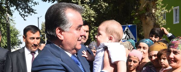 Президент Таджикистана Эмомали Рахмон - Sputnik Тоҷикистон