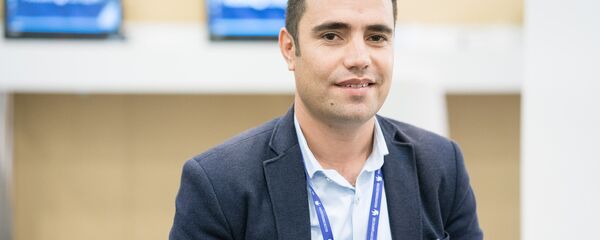 Журналист из Таджикистана Хаким Даврон Журналист из Таджикистана Хаким Даврон - Sputnik Таджикистан