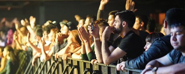 Концерт Иранского певца Andy в Москве Концерт Иранского певца Andy в Москве - Sputnik Тоҷикистон