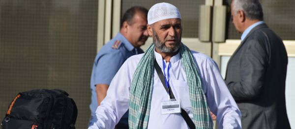 Паломники вернувшиеся с Хаджа в Душанбе - Sputnik Тоҷикистон