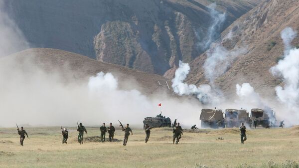 Военные учения, архивное фото - Sputnik Таджикистан