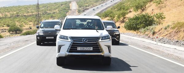 Кортеж президента Таджикистана Эмомали Рахмона - Sputnik Таджикистан