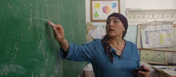 Патимат Сагидова, преподаватель из Дагестана - Sputnik Таджикистан