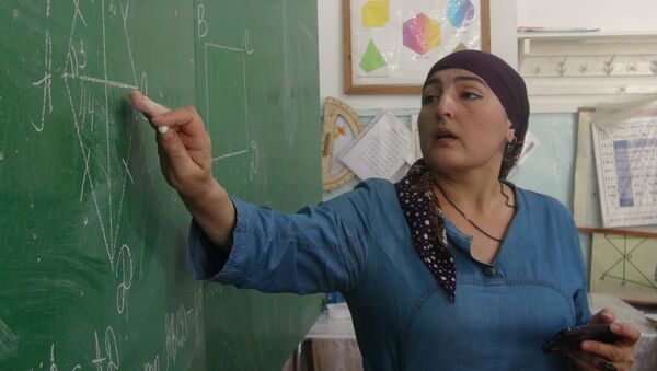 Патимат Сагидова, преподаватель из Дагестана - Sputnik Таджикистан