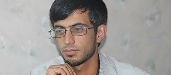 Таджикский поэт Комрон Аслон, архивное фото - Sputnik Тоҷикистон