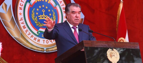 Президент Республики Таджикистан Эмомали Рахмон в Дарвазе - Sputnik Тоҷикистон