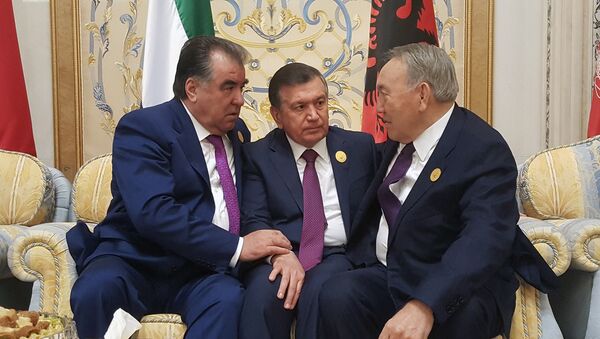 Эмомали Рахмон, Шавкат Мирзиёев и Нурсултан Назарбаев на саммите в Эр-Рияде. архивное фото - Sputnik Таджикистан