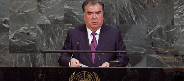 Эмомалӣ Раҳмон дар қароргоҳи СММ - Sputnik Таджикистан