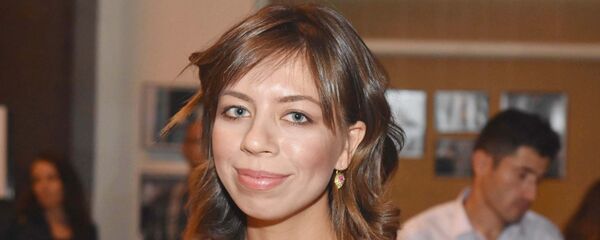 В Душанбе состоялась фотовыставка Анисы Сабири Знаки Согдианы - Sputnik Тоҷикистон