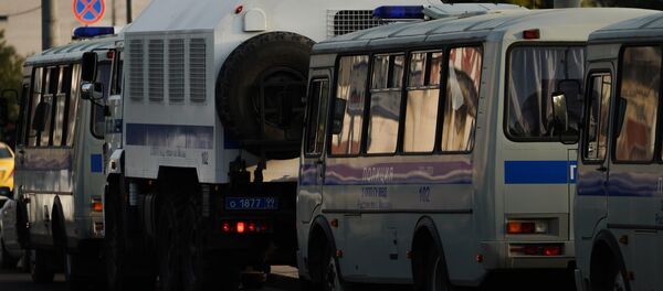 Полицейский рейд, архивное фото Полицейский рейд, архивное фото - Sputnik Таджикистан