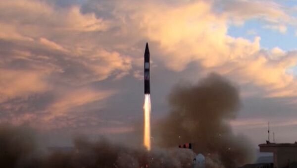 Кадры успешного испытания баллистической ракеты Хорремшахр в Иране - Sputnik Таджикистан
