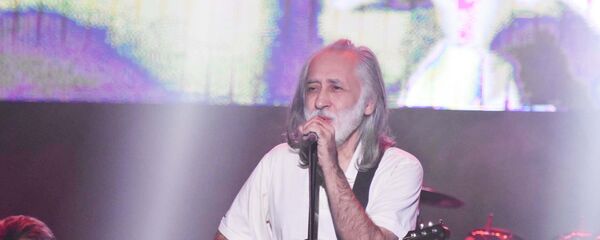 Концерт в память барда Лидуша Хабибо в Душанбе, Далер Назаров - Sputnik Тоҷикистон