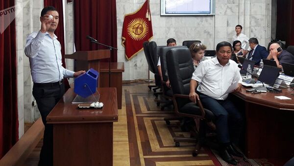 Жеребьевка по определению очередности кандидатов в президенты в Кыргызстане, архивное фото - Sputnik Таджикистан