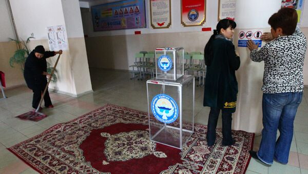 Подготовка к предстоящим президентским выборам в Кыргызстане, архивное фото - Sputnik Таджикистан