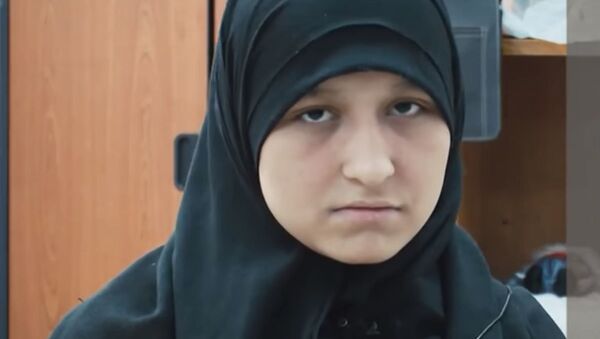 16-летняя вдова боевика ИГИЛ - Sputnik Тоҷикистон