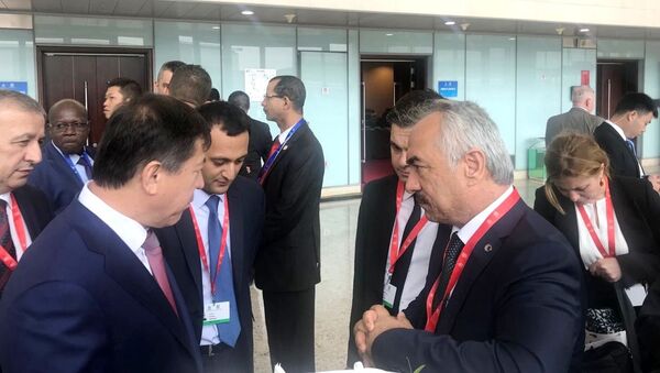 Встреча Рахимзоды Рамазона Хамро с делегацией Турецкой Республики во главе с Мехметом Эрсом - Sputnik Таджикистан