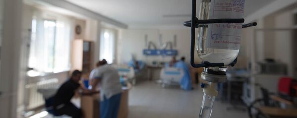 Больница. Капельница, архивное фото - Sputnik Таджикистан