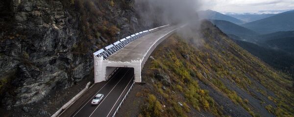 Противолавинная галерея, архивное фото Противолавинная галерея, архивное фото - Sputnik Тоҷикистон