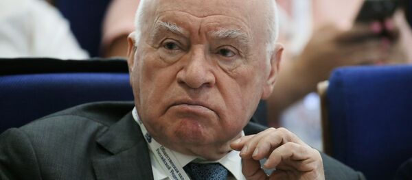 Директор Научного центра сердечно-сосудистой хирургии имени А.Н. Бакулева Лео Бокерия, архивное фото - Sputnik Таджикистан