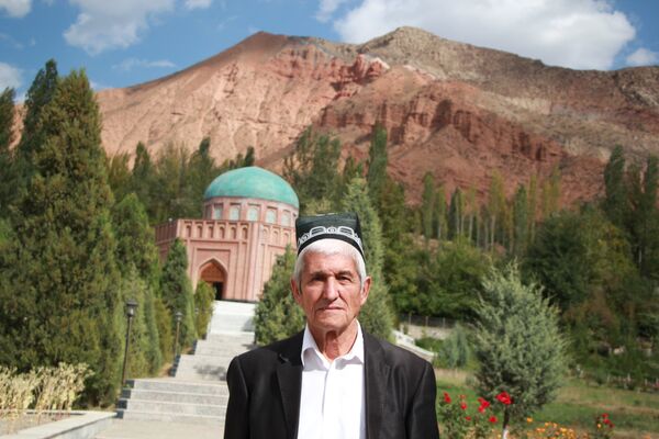 Из Таджикистана в Иран: персидская сказка в современных декорациях Из Таджикистана в Иран: персидская сказка в современных декорациях - Sputnik Таджикистан