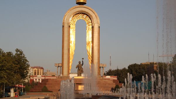 Монумент Исмаила Самани, Душанбе - Sputnik Тоҷикистон