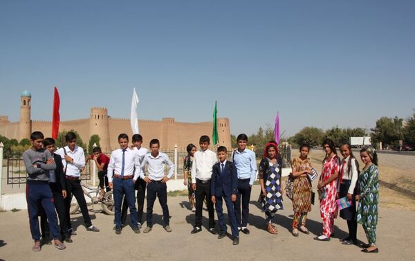 Школьники в районе Восе, Таджикистан - Sputnik Таджикистан