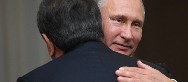 Президент РФ Владимир Путин и президент Узбекистана Шавкат Мирзиёев Президент РФ Владимир Путин и президент Узбекистана Шавкат Мирзиёев - Sputnik Таджикистан